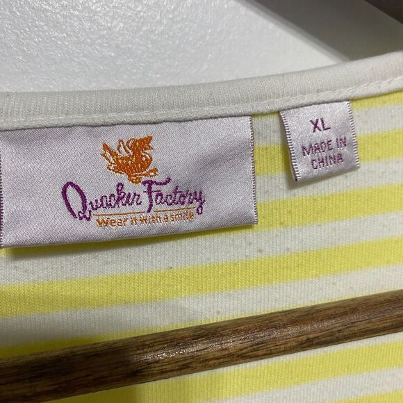 Quacker Factory Tshirt Womens XL Yellow Stripe Floral Embroidery Short Sleeve‎ - Picture 7 of 8